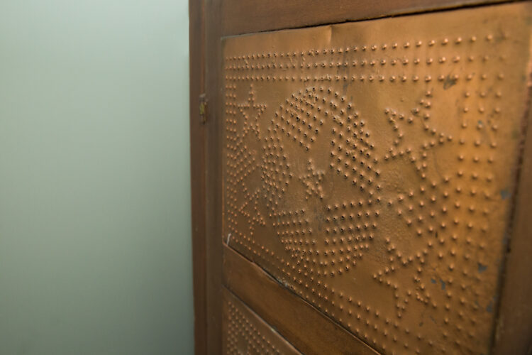 Old-Fashioned Pie Safe Plans