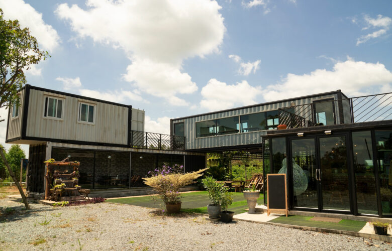 Pros and Cons of Shipping Container Houses