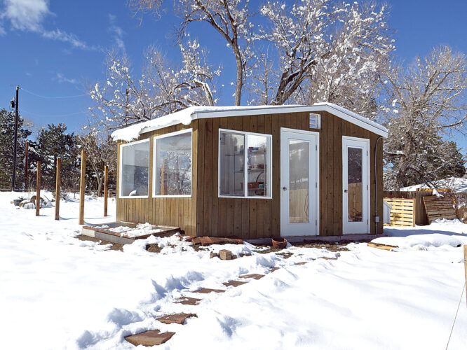 DIY Small-Greenhouse Plans for Winter Growing